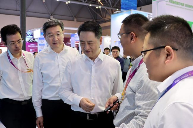 中信科智联智新场景亮相2025世界智能产业博览会