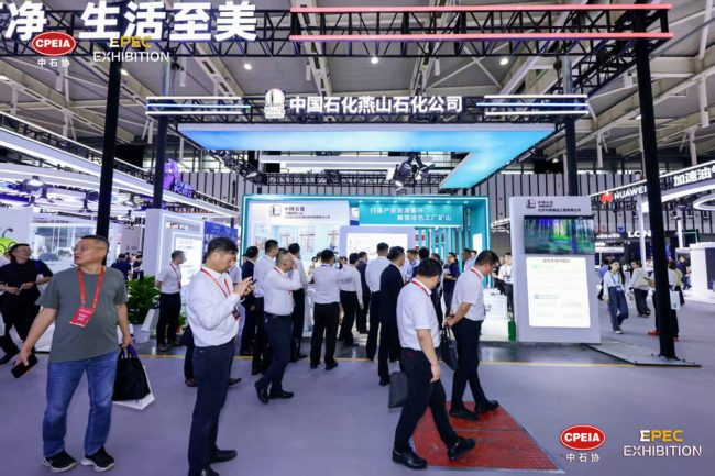 1758955315-4d365fefbf397a4